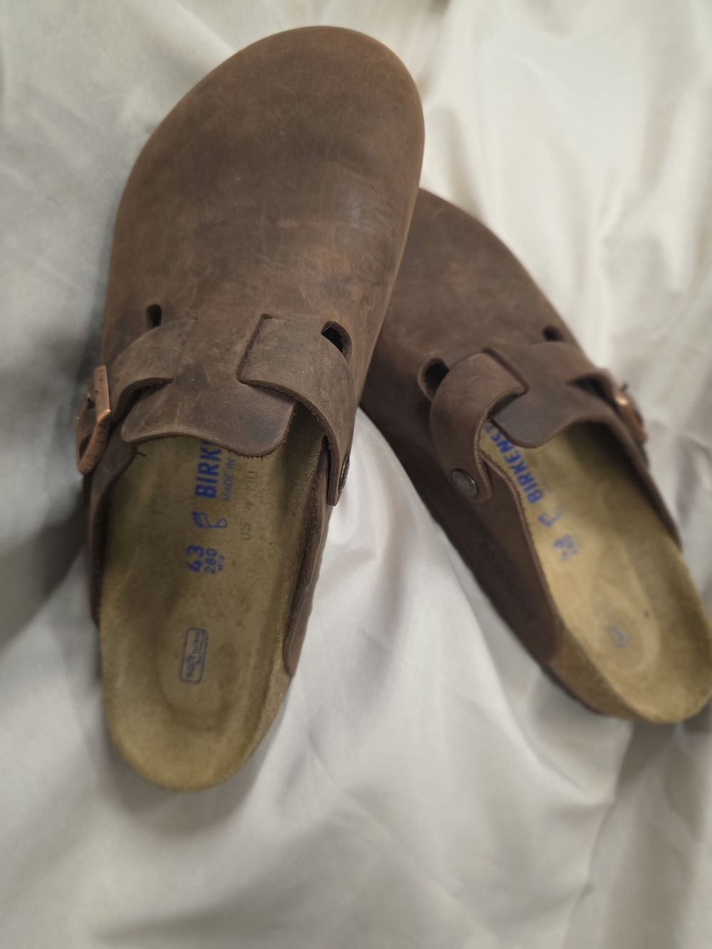 Birkenstock Unisex Boston Clog - Brown